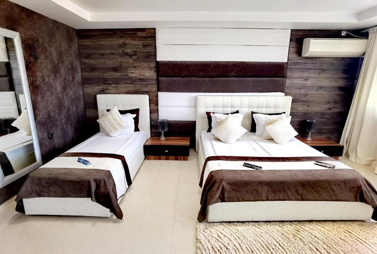 Hotel Acktion ชูเมน ภายนอก รูปภาพ