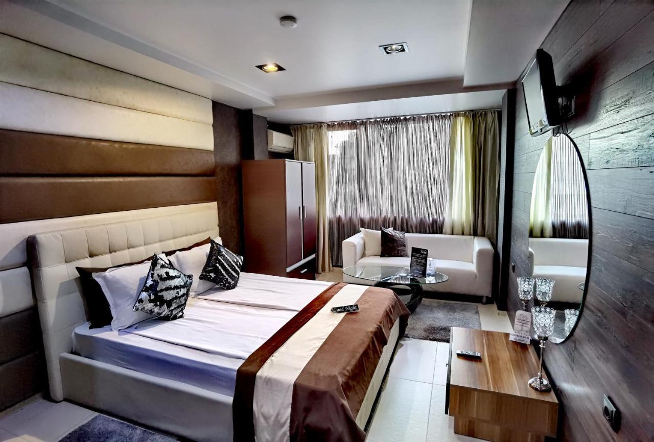 Hotel Acktion ชูเมน ภายนอก รูปภาพ