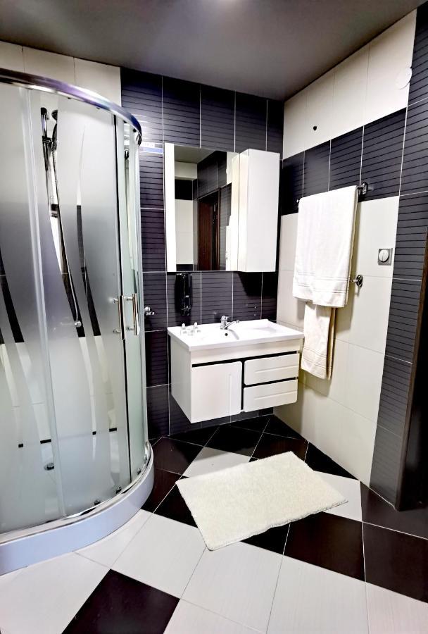Hotel Acktion ชูเมน ภายนอก รูปภาพ