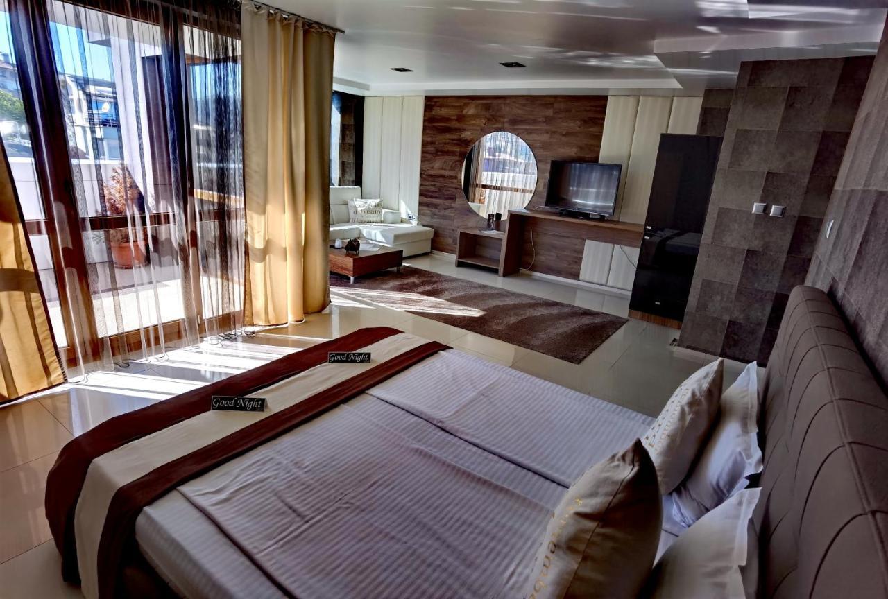 Hotel Acktion ชูเมน ภายนอก รูปภาพ