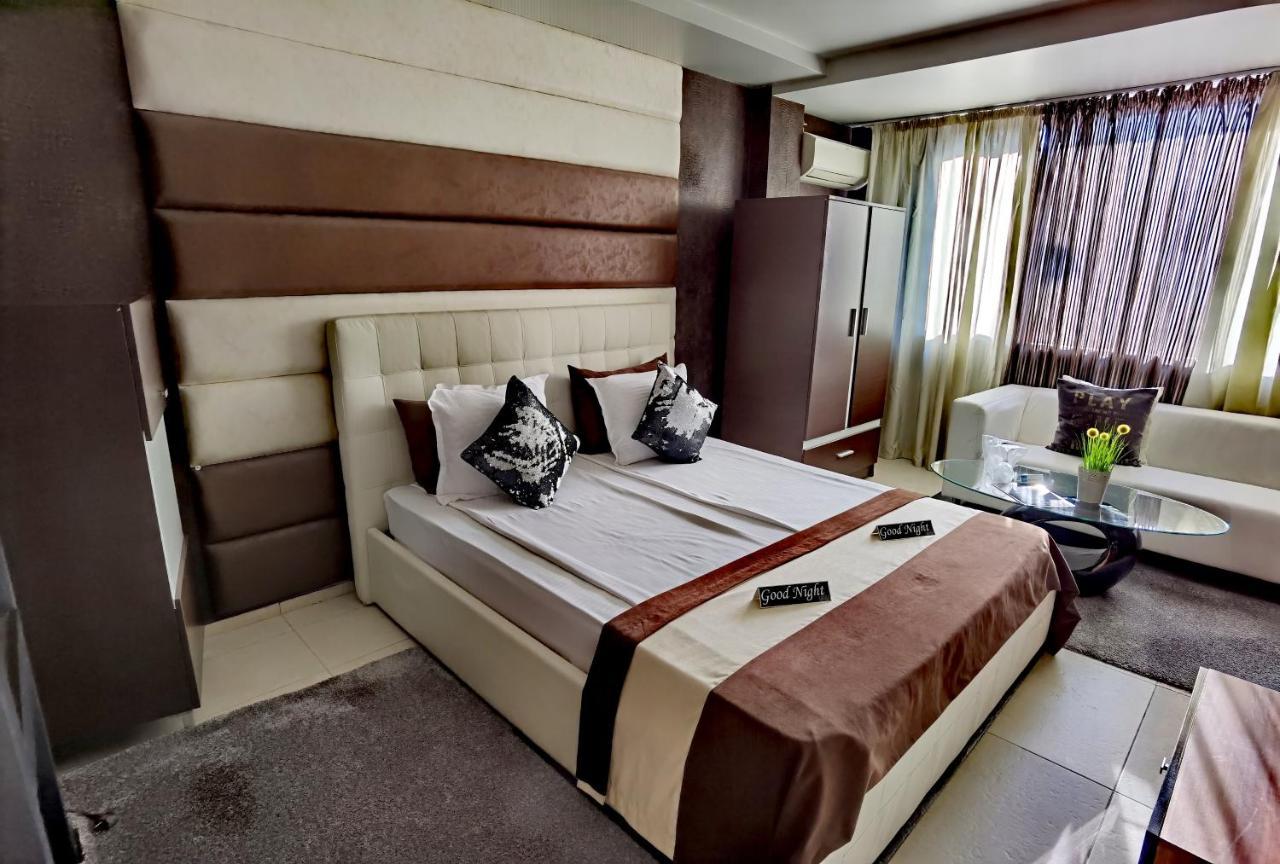 Hotel Acktion ชูเมน ภายนอก รูปภาพ