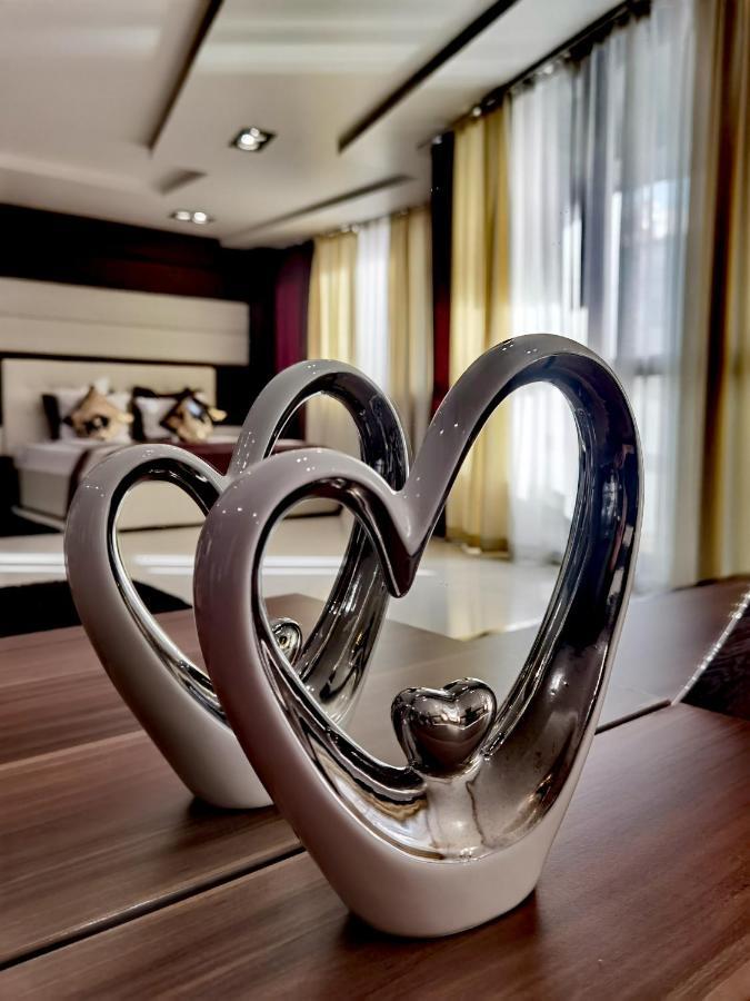 Hotel Acktion ชูเมน ภายนอก รูปภาพ
