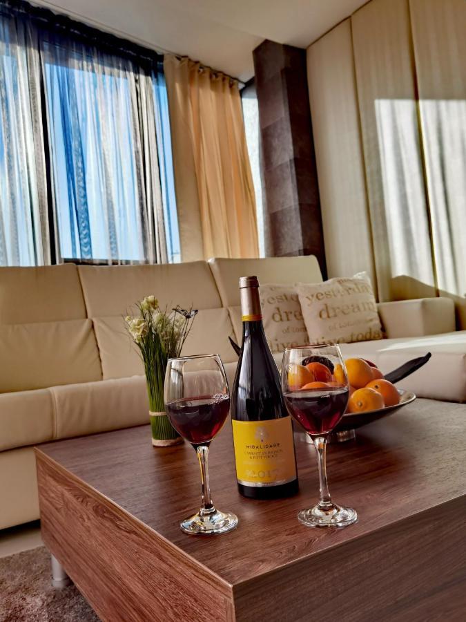 Hotel Acktion ชูเมน ภายนอก รูปภาพ