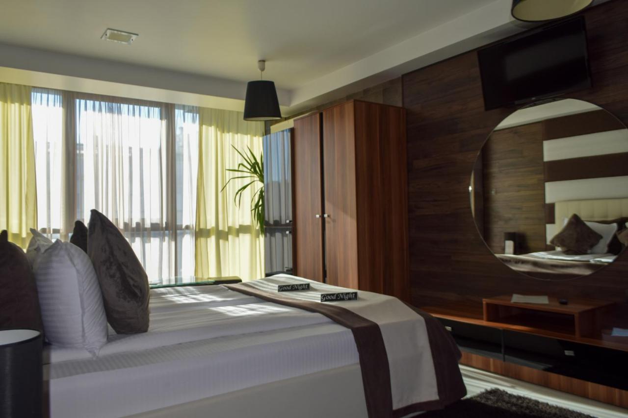Hotel Acktion ชูเมน ภายนอก รูปภาพ
